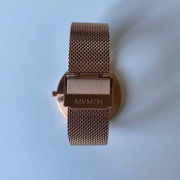 MVMT // Boulevard Malibu Rose Gold Watch Mesh Band - Picture 4 of 6